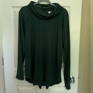 Lightweight Turtleneck Sweater
